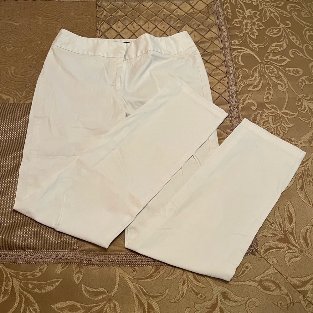 Anne Klein/women’s white pants, size 2